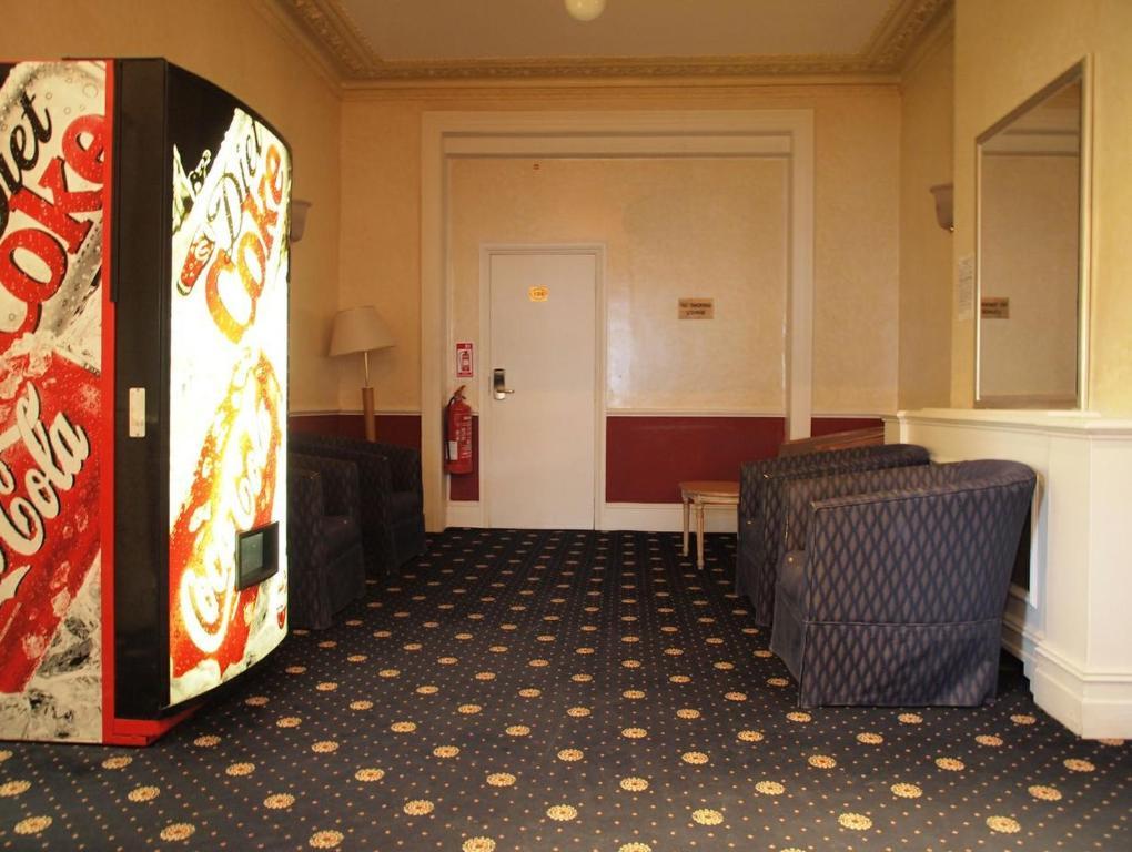 Croydon Court Hotel Exterior photo